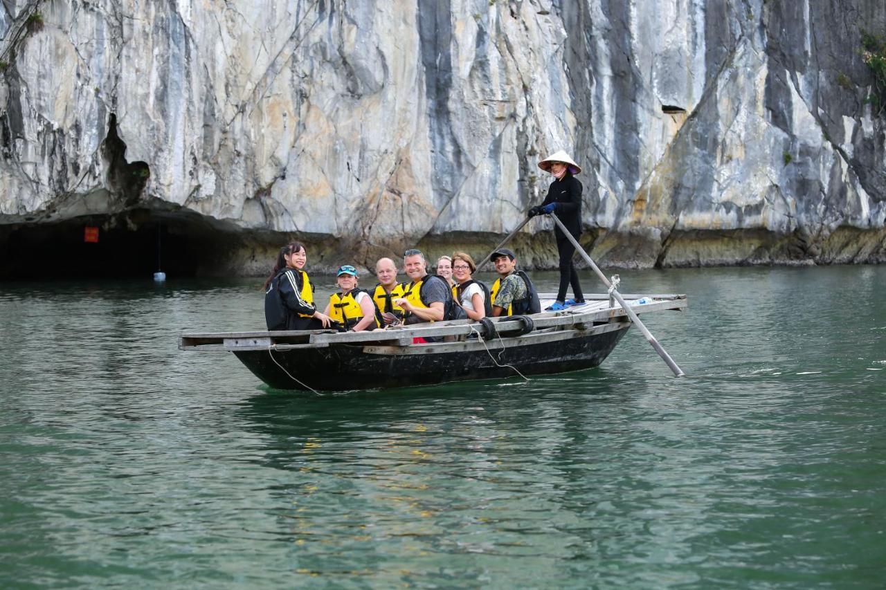 Hotel V'Spirit Cruise Ha Long Zewnętrze zdjęcie