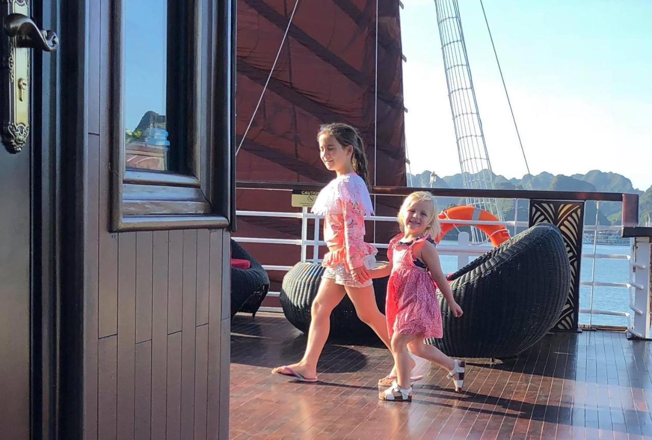 Hotel V'Spirit Cruise Ha Long Zewnętrze zdjęcie