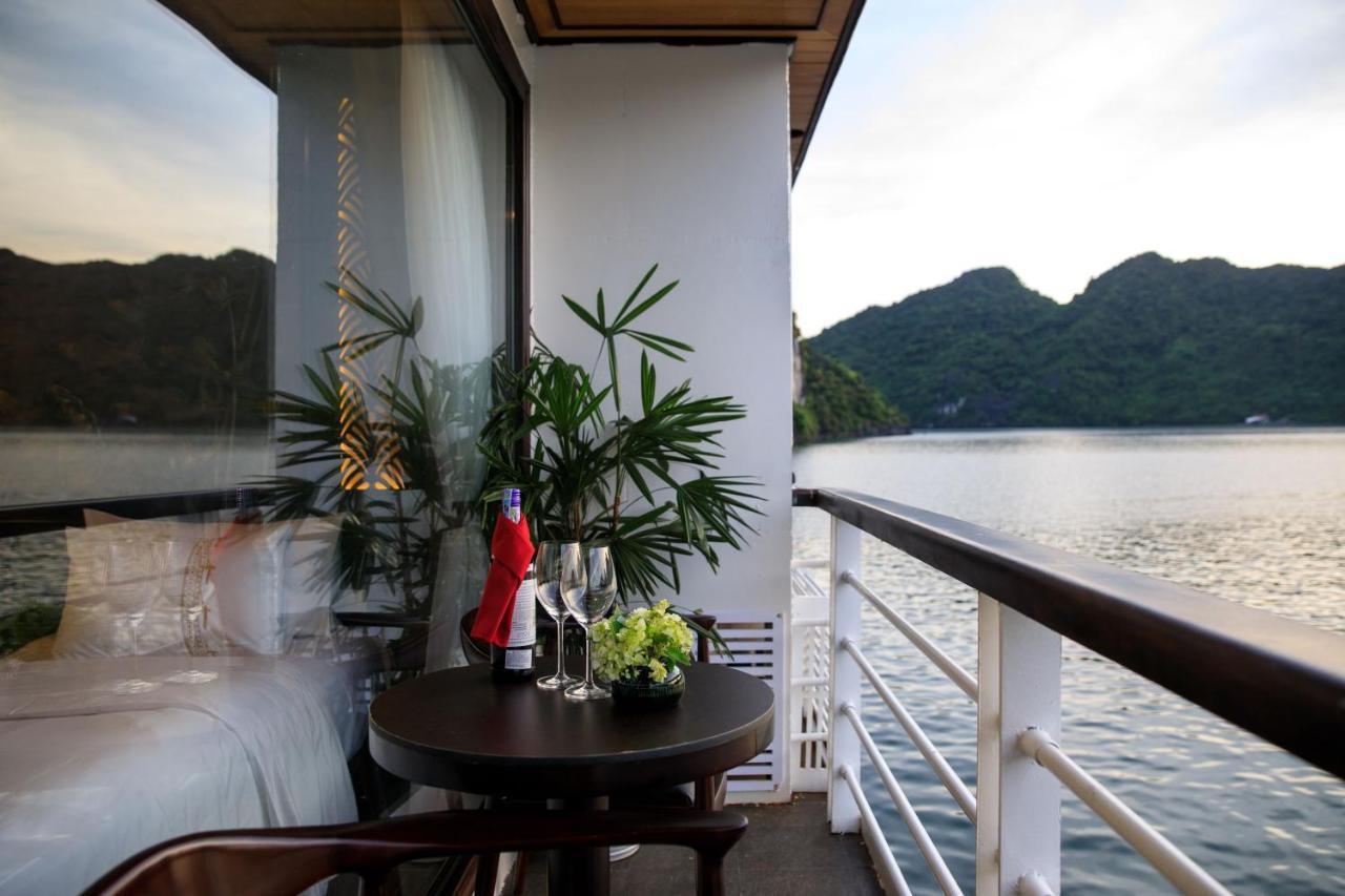 Hotel V'Spirit Cruise Ha Long Zewnętrze zdjęcie
