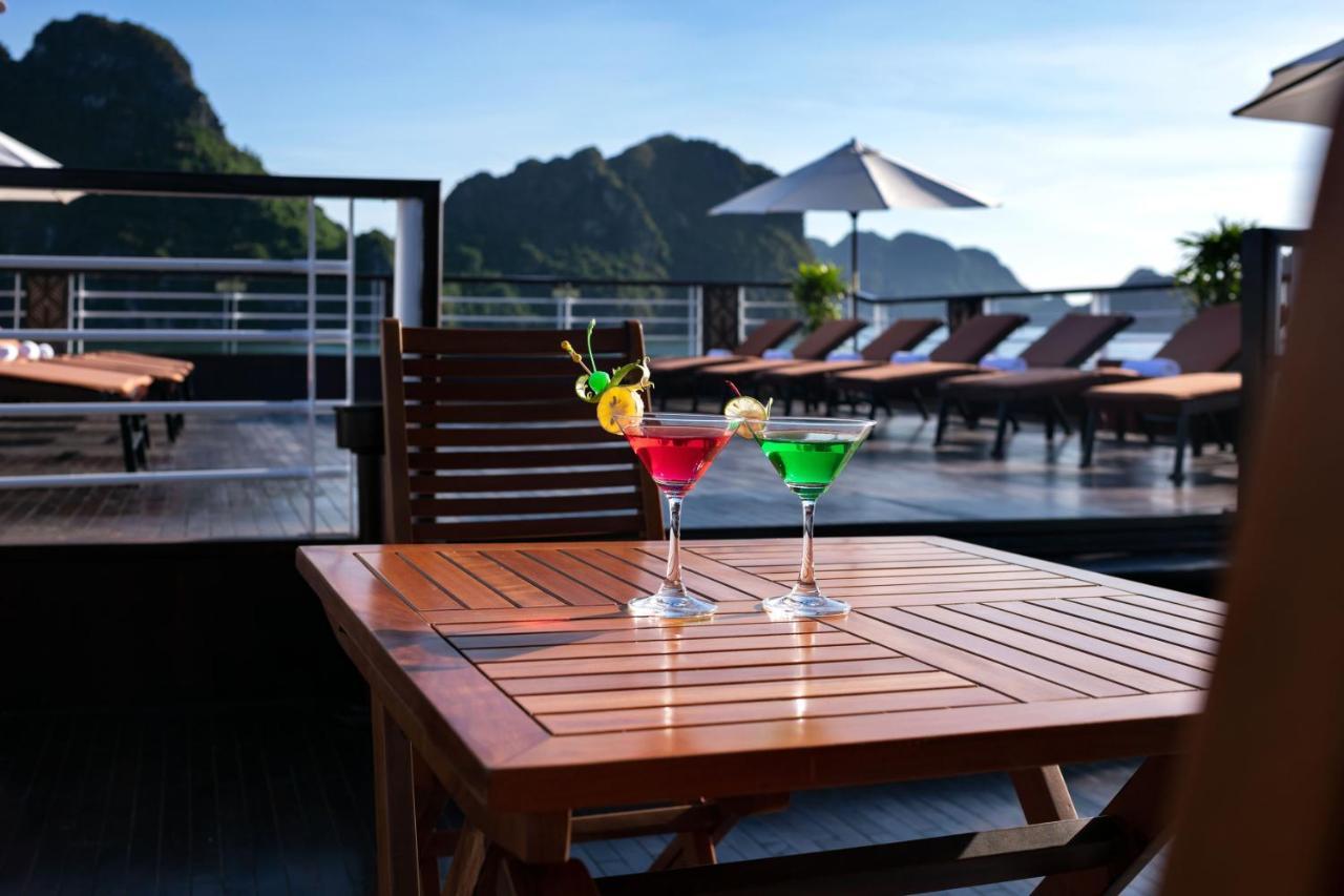 Hotel V'Spirit Cruise Ha Long Zewnętrze zdjęcie