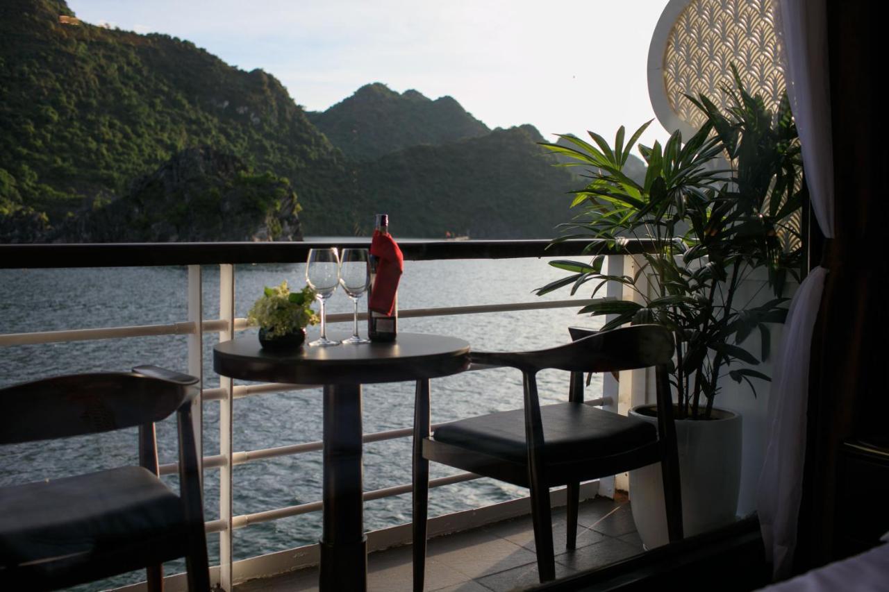 Hotel V'Spirit Cruise Ha Long Zewnętrze zdjęcie