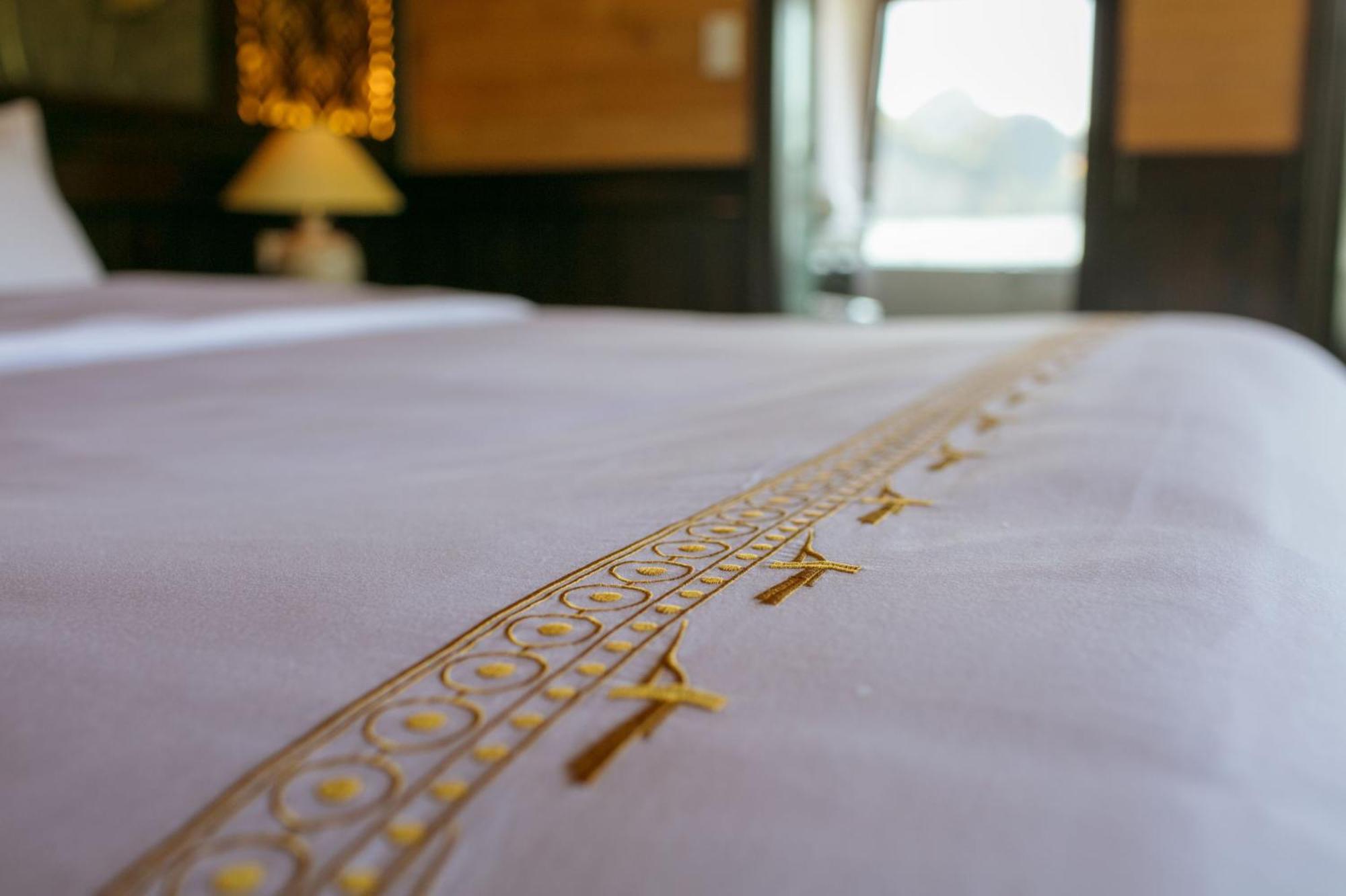 Hotel V'Spirit Cruise Ha Long Zewnętrze zdjęcie